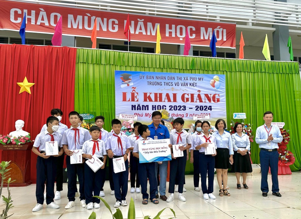 80 suất học bổng đã được KĐN gửi tặng các trường trong tỉnh Bà Rịa – Vũng Tàu