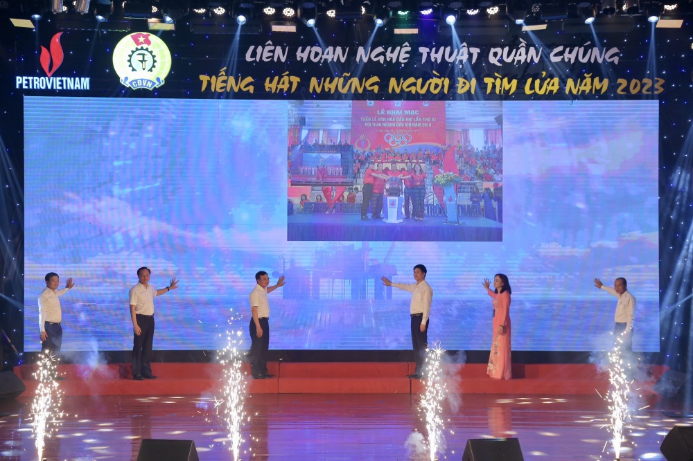 lãnh đạo Tổng LĐLĐ Việt Nam, Tập đoàn và CĐ DKVN đã thực hiện nghi lễ phát động Tuần lễ Văn hóa Dầu khí năm 2023