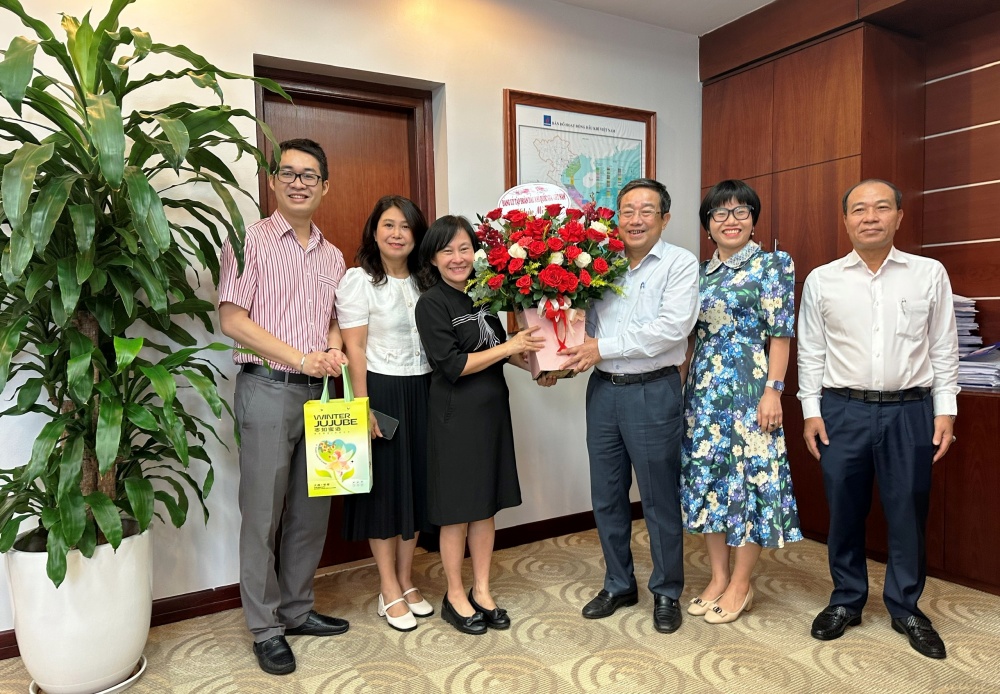 Đổi mới, nâng cao hiệu quả công tác kiểm tra, giám sát tại Đảng bộ Tập đoàn Dầu khí Quốc gia Việt Nam Đổi mới, nâng cao hiệu quả công tác kiểm tra, giám sát tại Đảng bộ Tập đoàn Dầu khí Quốc gia Việt Nam