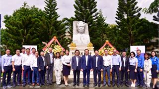 Người lao động BSR dâng hoa tưởng nhớ cố Thủ tướng Võ Văn Kiệt