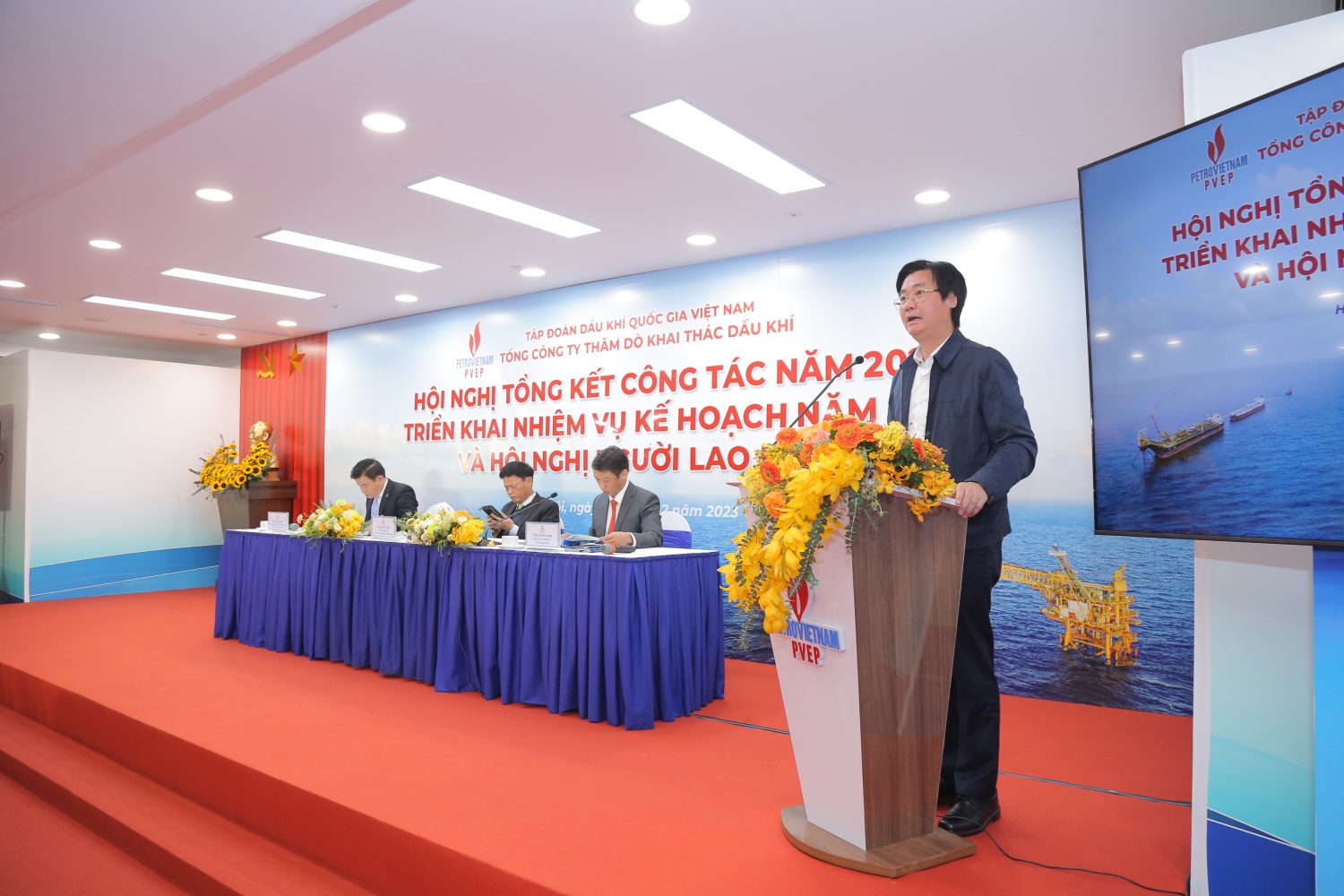 undefined Các chế độ chính sách, phúc lợi cho người lao động luôn được PVEP ưu tiên hàng đầu