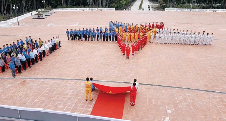 Tuổi trẻ Dầu khí Lan toả giá trị văn hoá Petrovietnam Tuổi trẻ Dầu khí học tập, rèn luyện, cống hiến xứng đáng cho sự phát triển của Petrovietnam