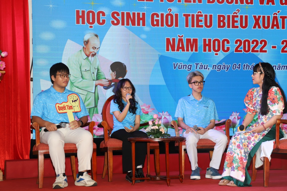 Tác phẩm dự thi Tác phẩm dự thi