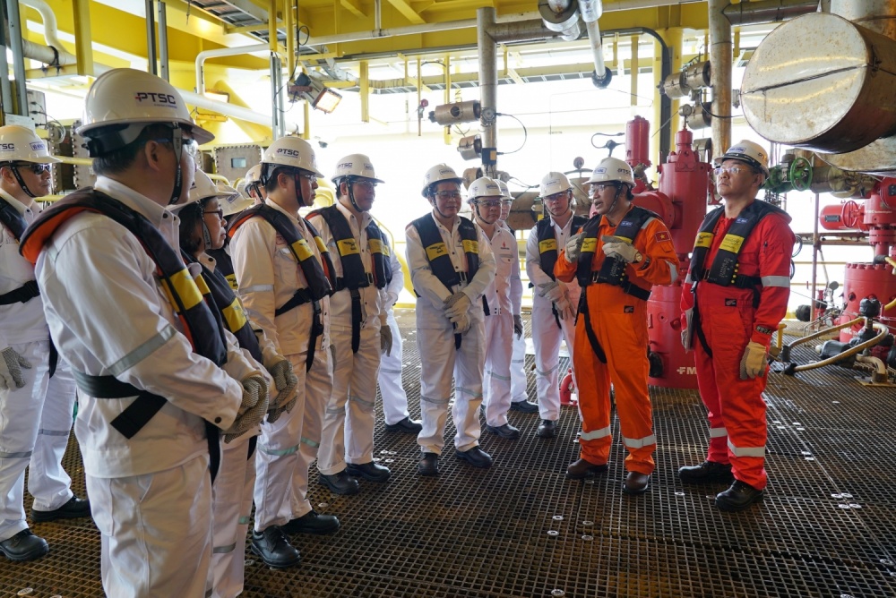 Tác phẩm dự thi 'Petrovietnam trong tôi': Các ảnh đơn của tác giả Lê Đăng Thanh (PVEP)