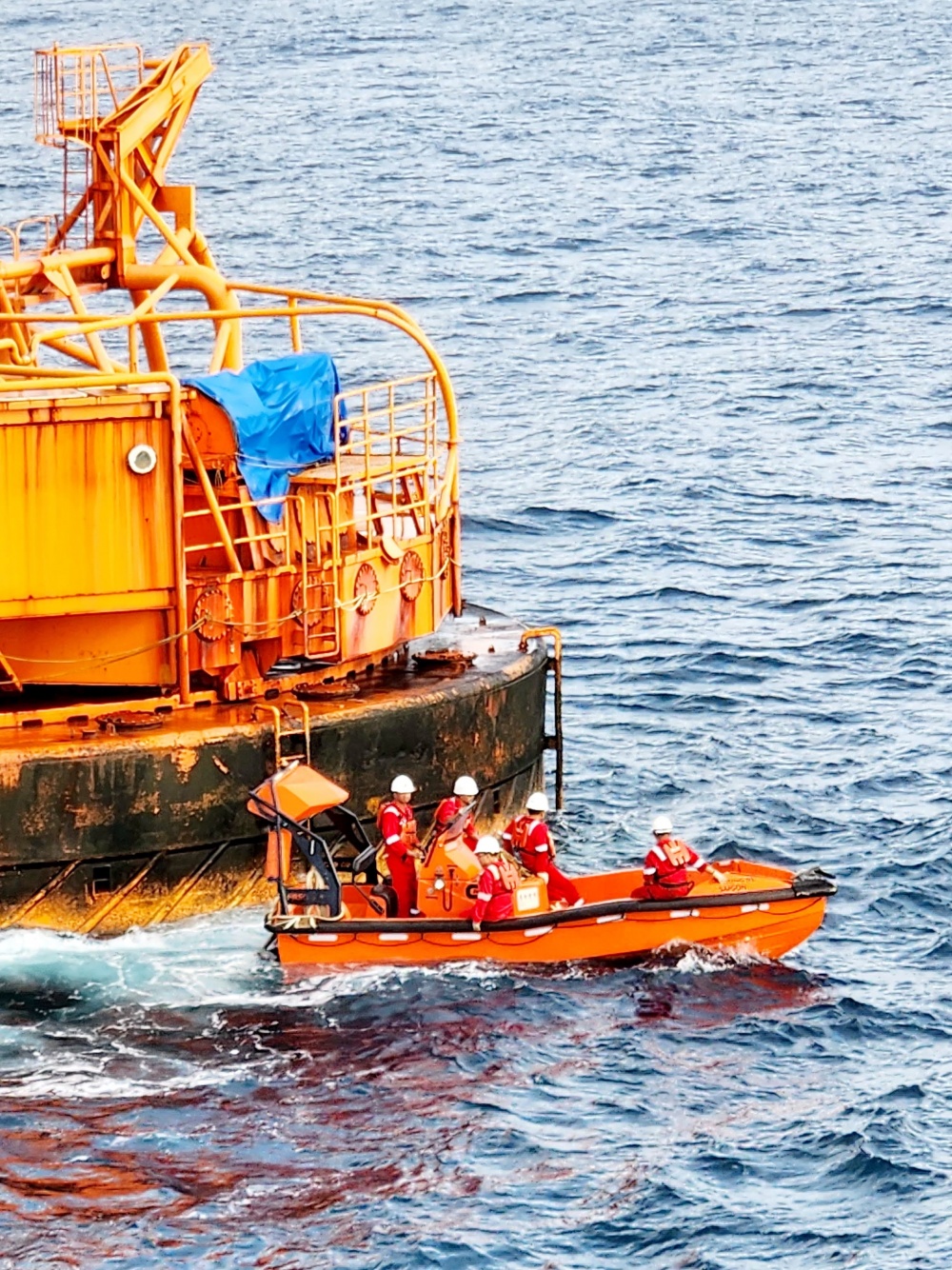 10-LPT-AD-0004: Một lần FRC đi kiểm tra CALM bouy. 10-LPT-AD-0004: Một lần FRC đi kiểm tra CALM bouy.
