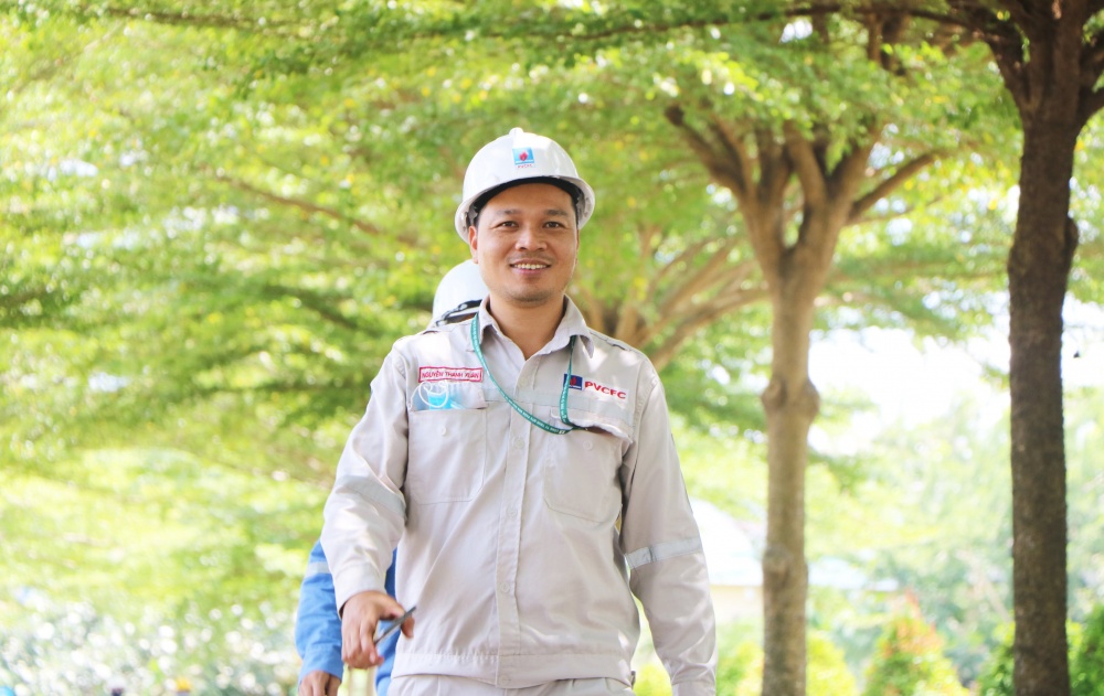 14-VTM-AD-0004: Niềm vui đến công trường. 14-VTM-AD-0004: Niềm vui đến công trường.