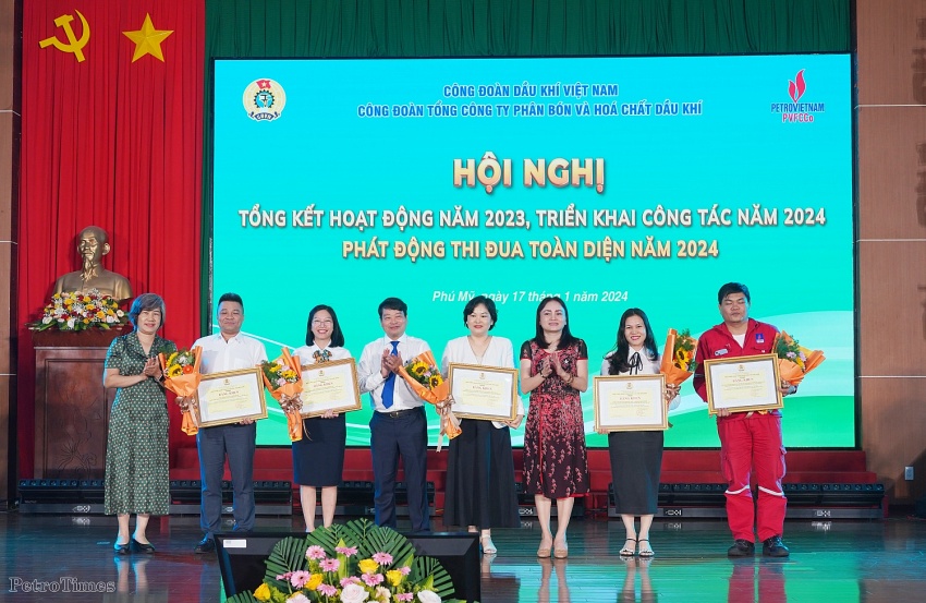 Công đoàn PVFCCo: Phát huy vai trò đồng hành, cùng Tổng công ty vượt khó Công đoàn PVFCCo: Phát huy vai trò đồng hành, cùng Tổng công ty vượt khó