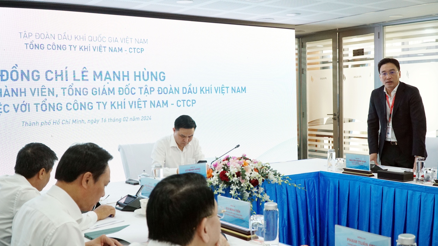 Chủ tịch HĐTV PV GAS Nguyễn Thanh Bình báo cáo