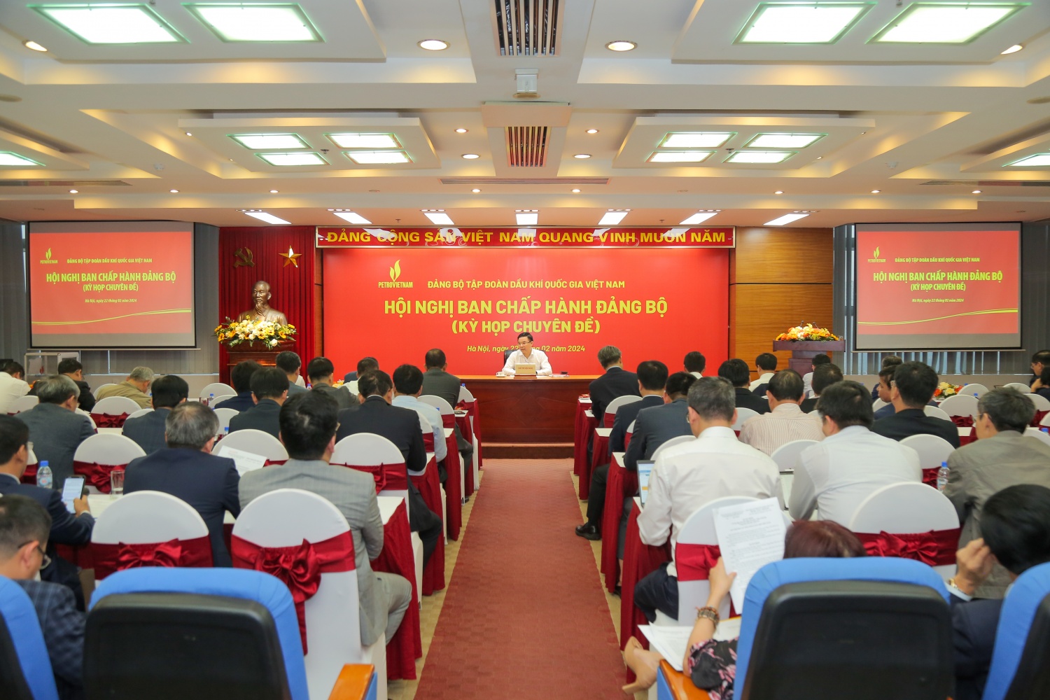 Phát triển Tập đoàn Dầu khí Quốc gia Việt Nam trở thành Tập đoàn Công nghiệp - Năng lượng hàng đầu đất nước