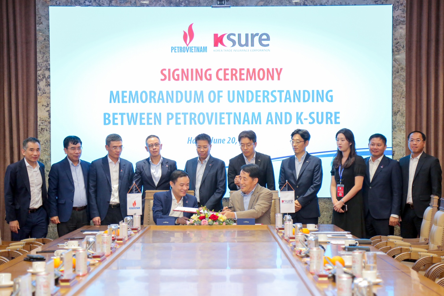 Petrovietnam ký kết Biên bản ghi nhớ với Tổ chức Bảo hiểm Thương mại Hàn Quốc (K-SURE)