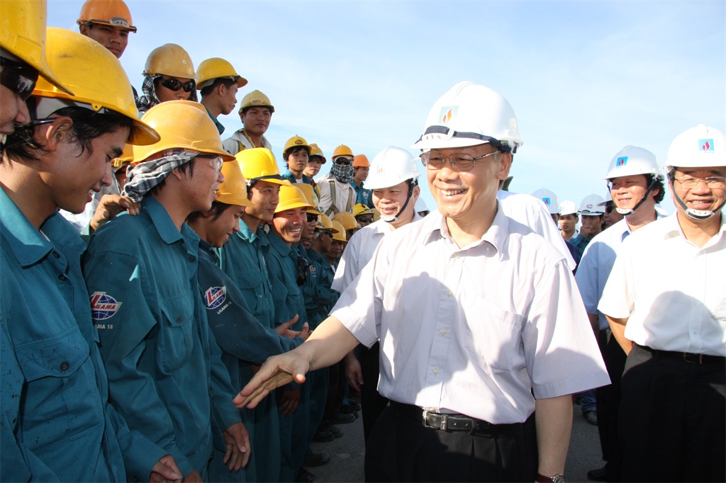 Hồi ức Tổng Bí thư Nguyễn Phú Trọng thăm và làm việc tại Nhà máy Lọc dầu Dung Quất”