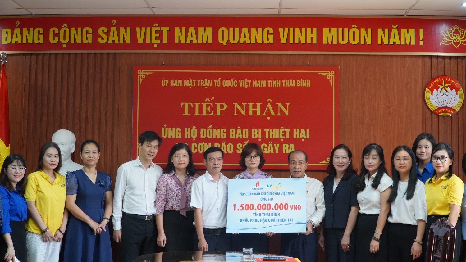 Petrovietnam hỗ trợ các tỉnh Thái Bình, Nam Định, Ninh Bình khắc phục hậu quả bão số 3”