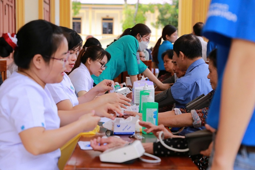 Đoàn Thanh niên PTSC đồng hành tổ chức Chương trình  'Chăm sóc sức khỏe Cộng đồng' tại Hà Tĩnh